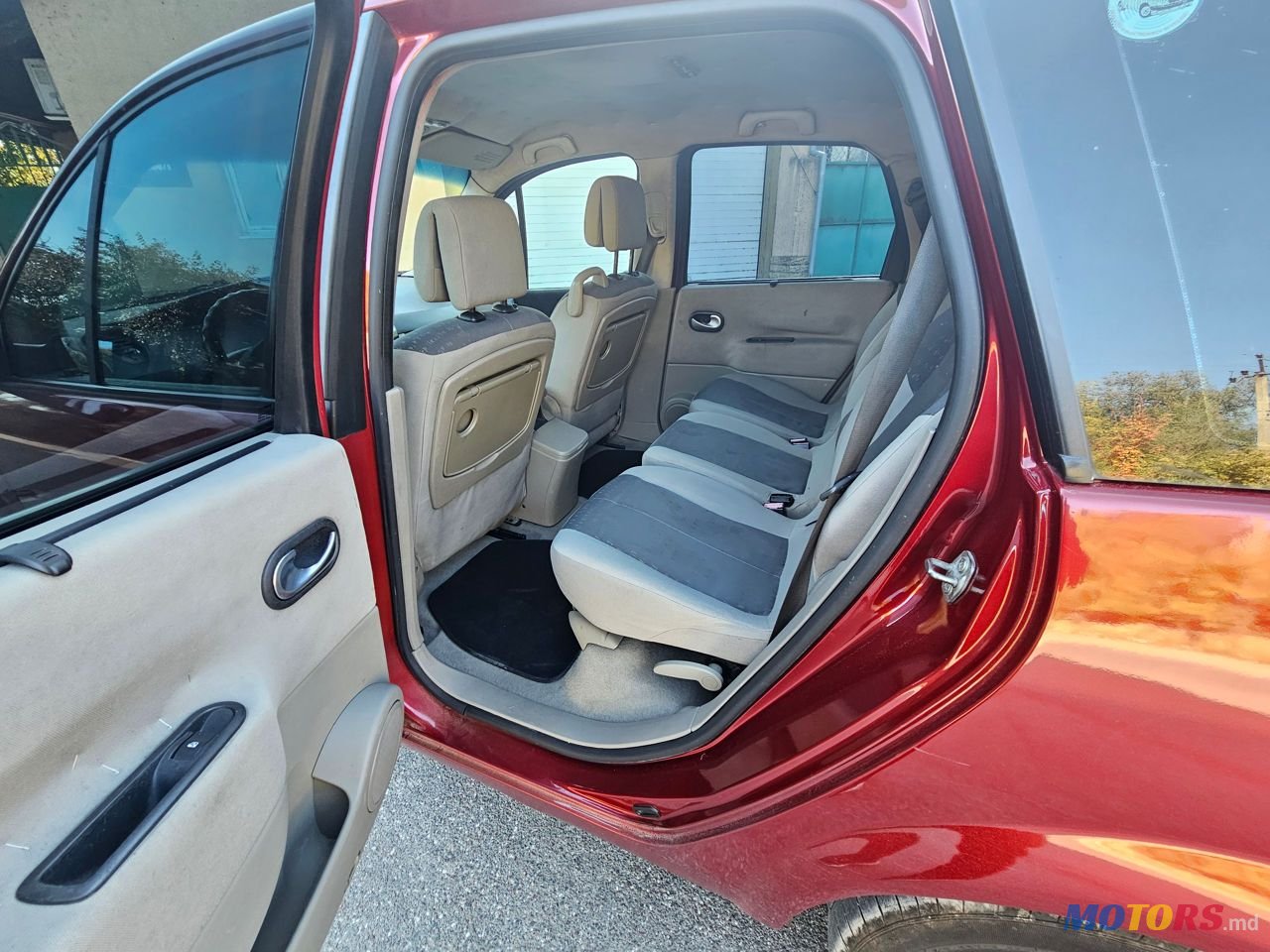 2004' Renault Grand Scenic photo #5