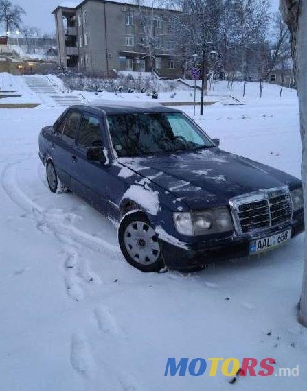 1988' Mercedes-Benz 124 photo #1