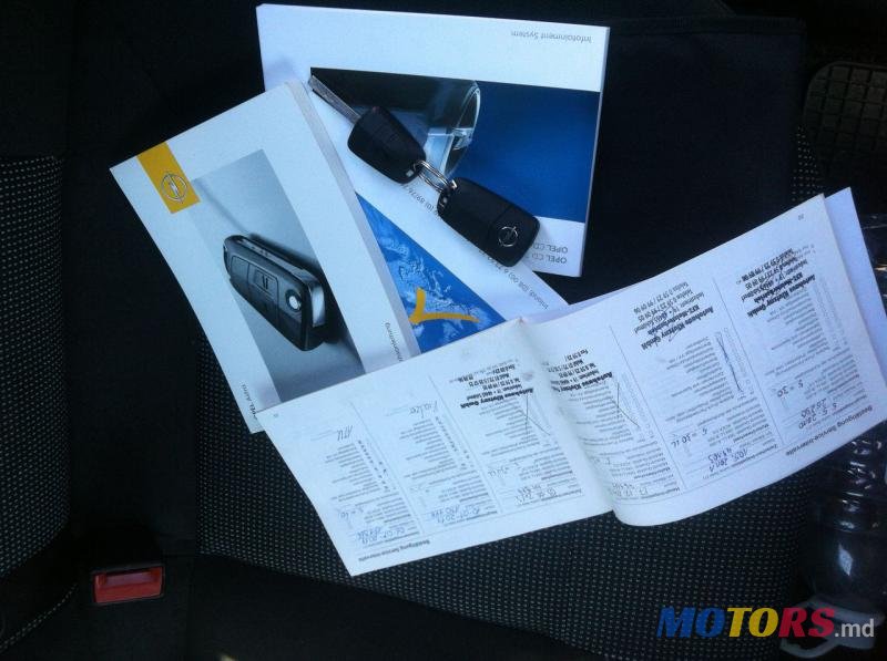 2008' Opel Astra photo #3