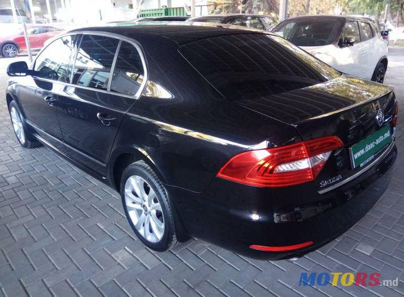 2014' Skoda Superb photo #2