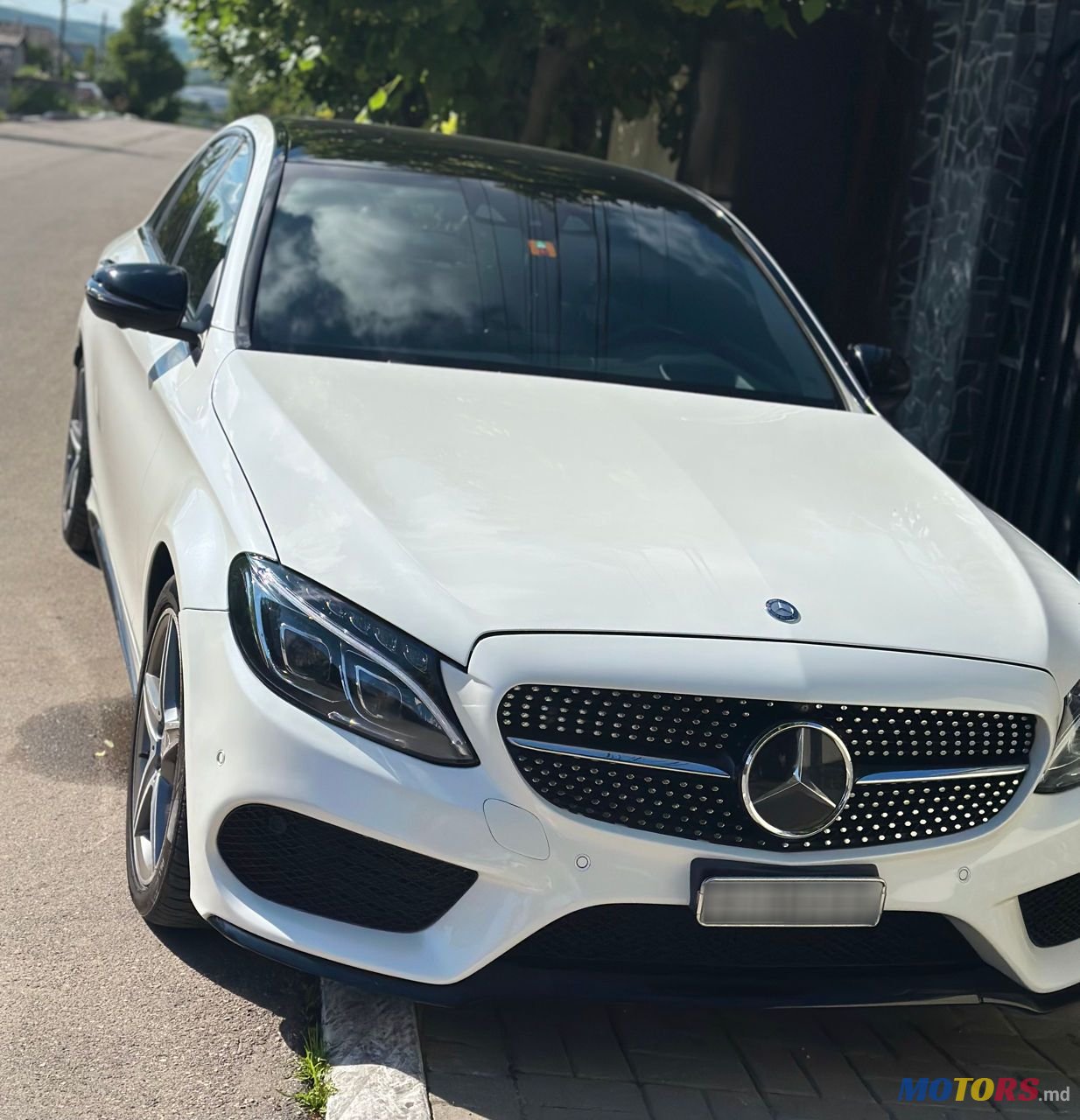 2016' Mercedes-Benz C-Class photo #1