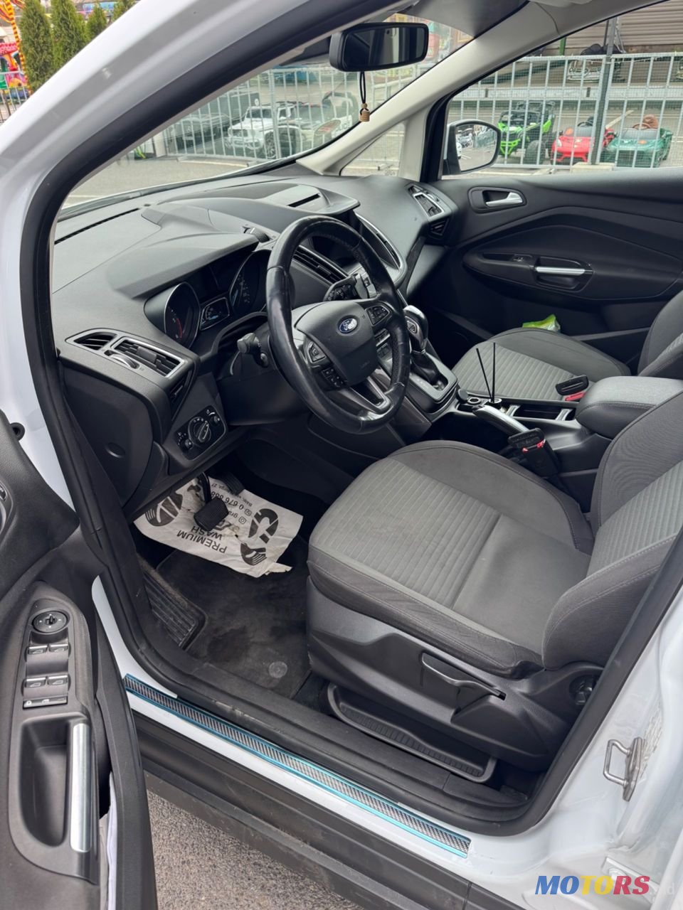 2018' Ford C-MAX photo #5