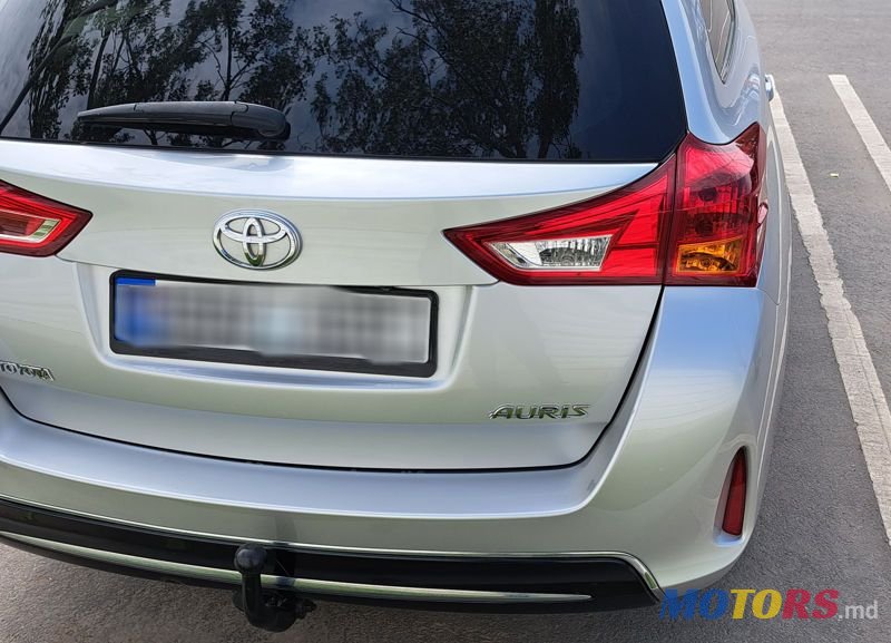 2016' Toyota Auris photo #5