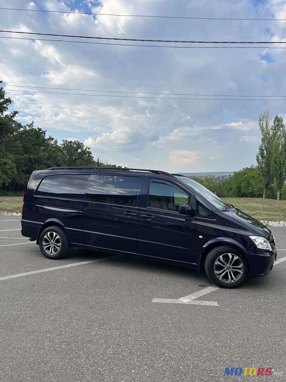 2011' Mercedes-Benz Vito photo #3