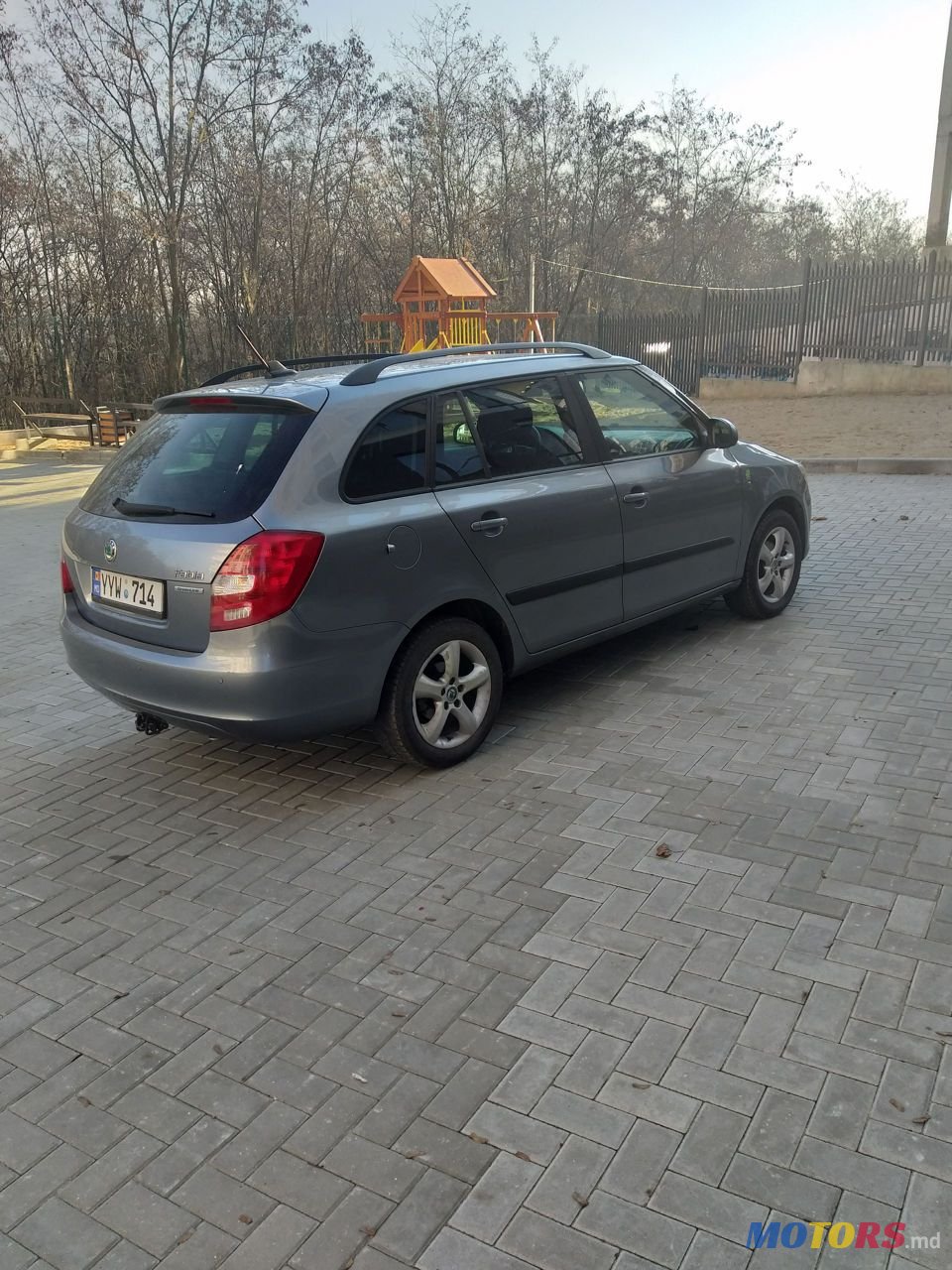 2012' Skoda Fabia photo #3