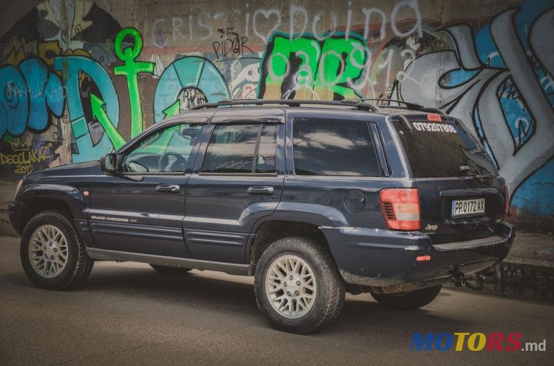 2002' Jeep Grand Cherokee photo #7