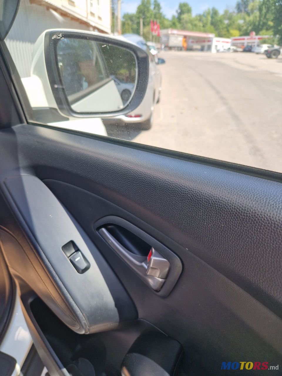 2011' Hyundai ix35 photo #6