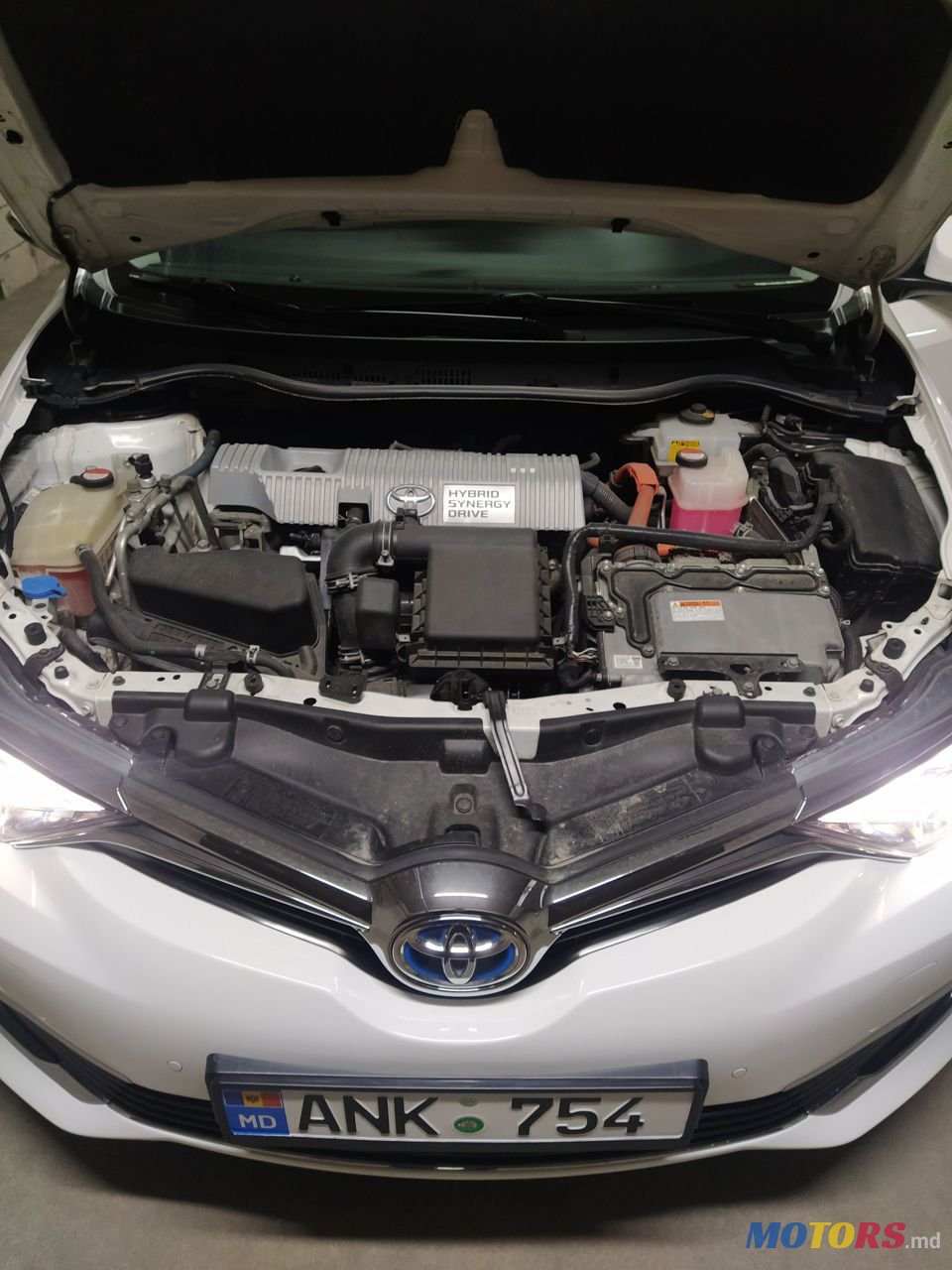 2015' Toyota Auris photo #6