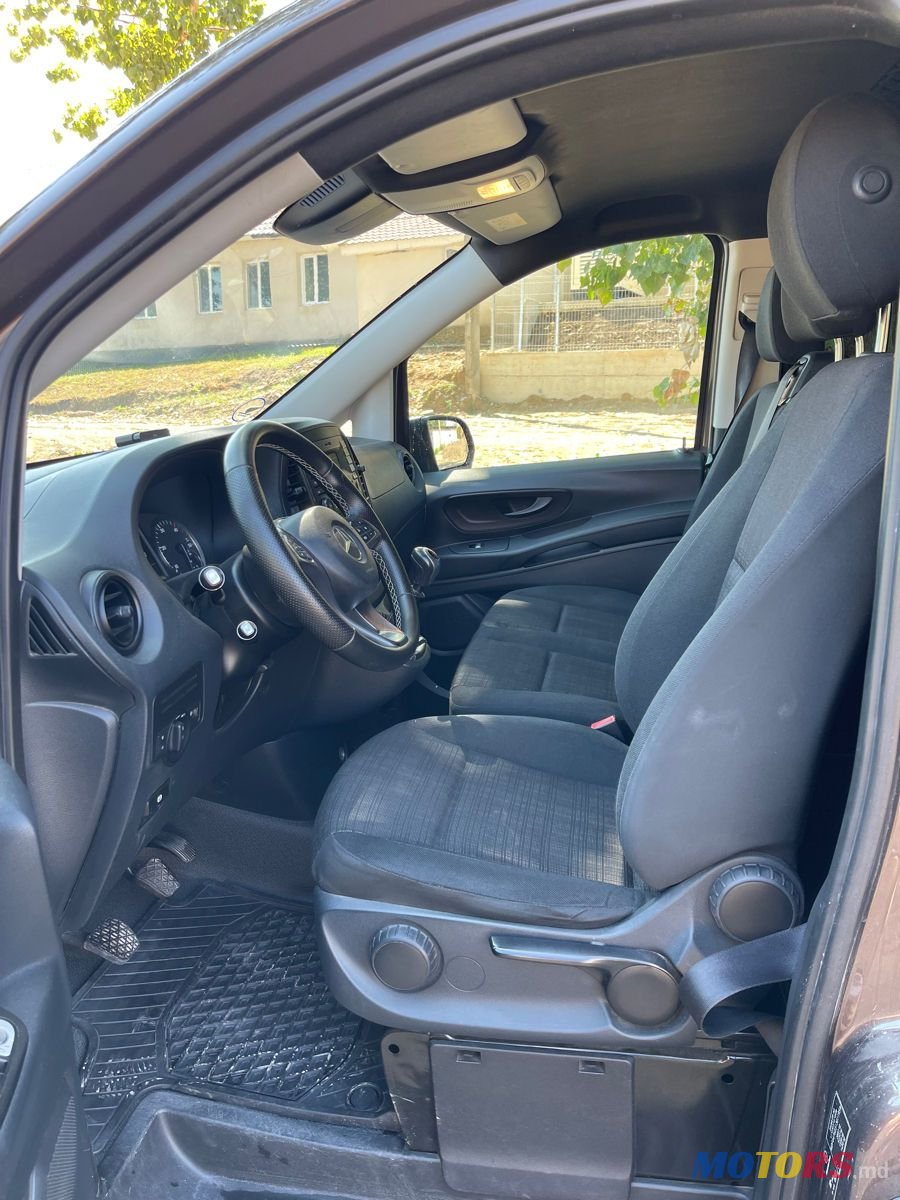 2015' Mercedes-Benz Vito photo #3