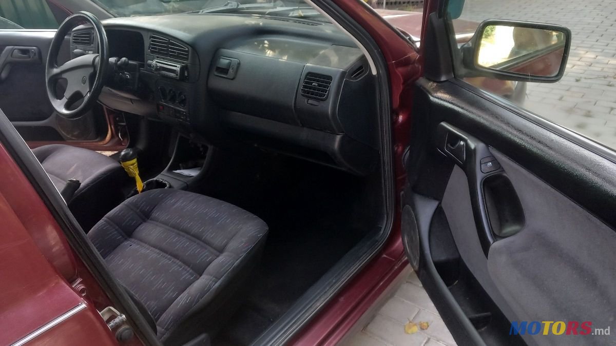 1994' Volkswagen Vento photo #5