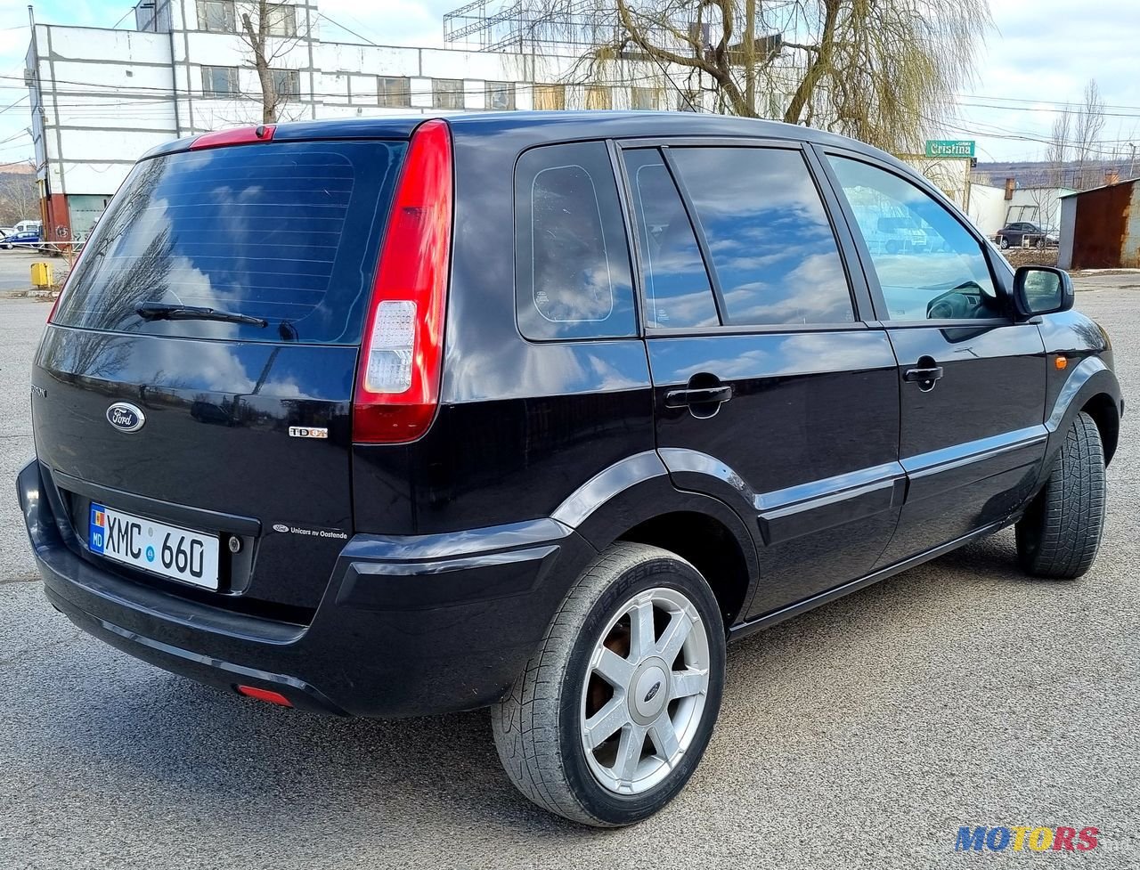 2010' Ford Fusion photo #3