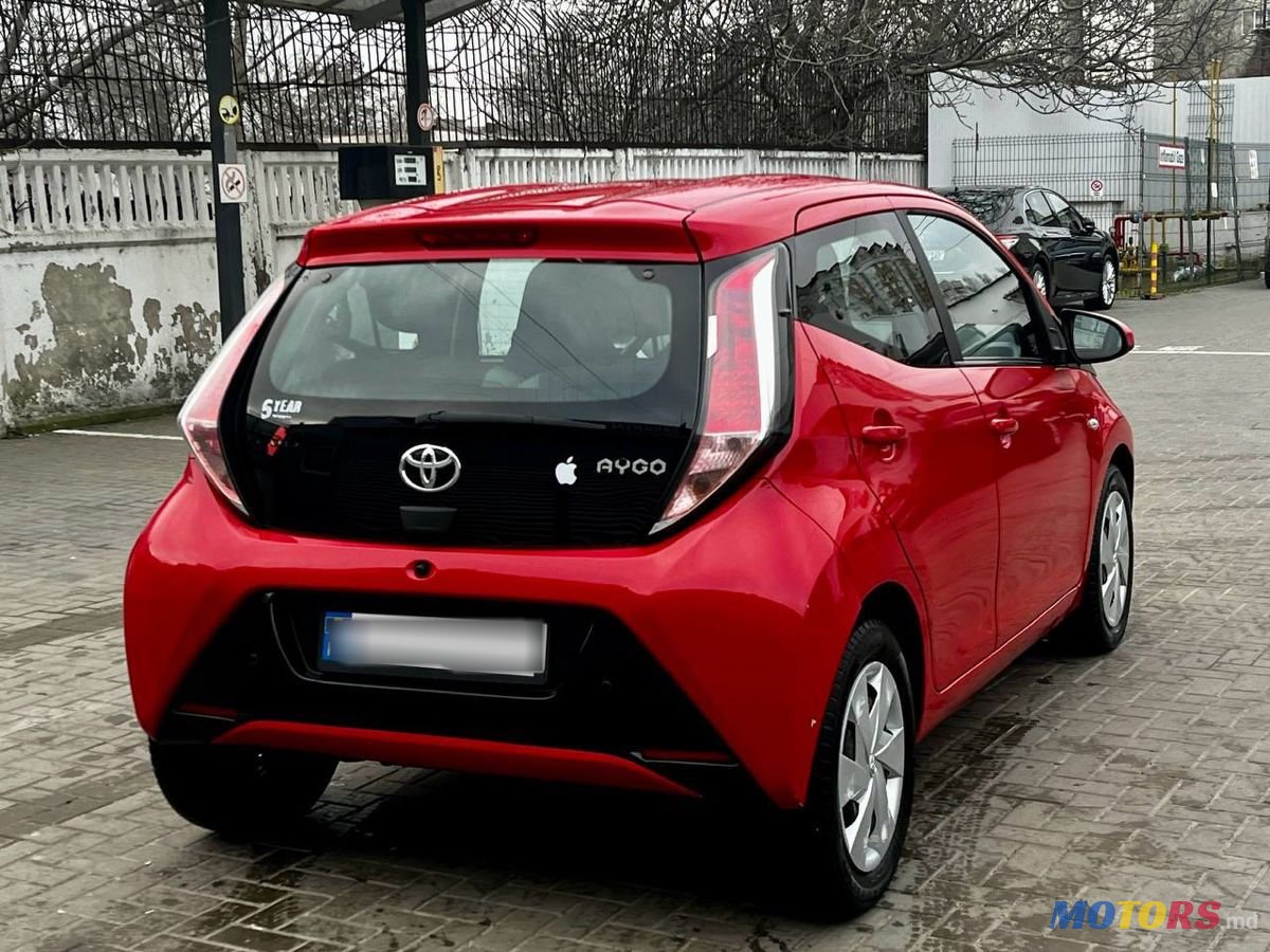 2016' Toyota Aygo photo #6