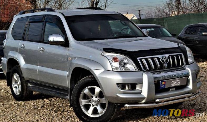 2009' Toyota Land Cruiser Prado photo #1