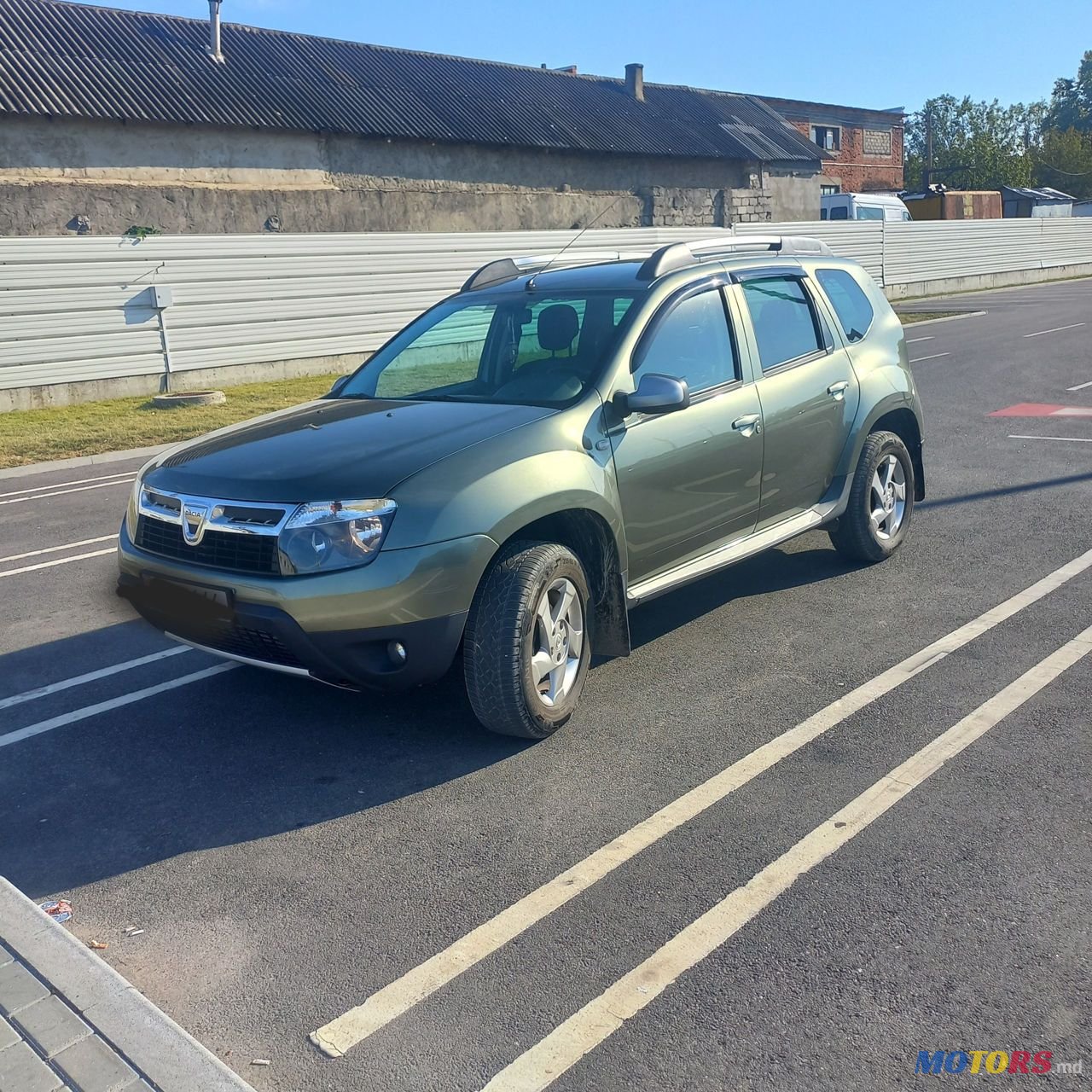 2013' Dacia Duster photo #2