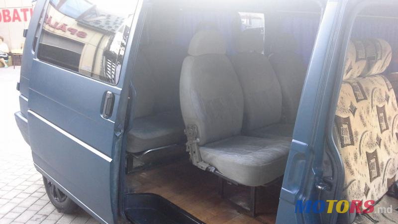 1994' Volkswagen Caravella photo #2