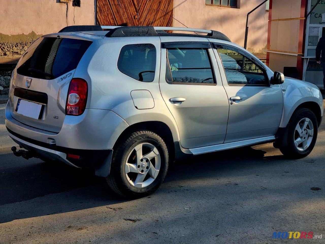 2011' Dacia Duster photo #3