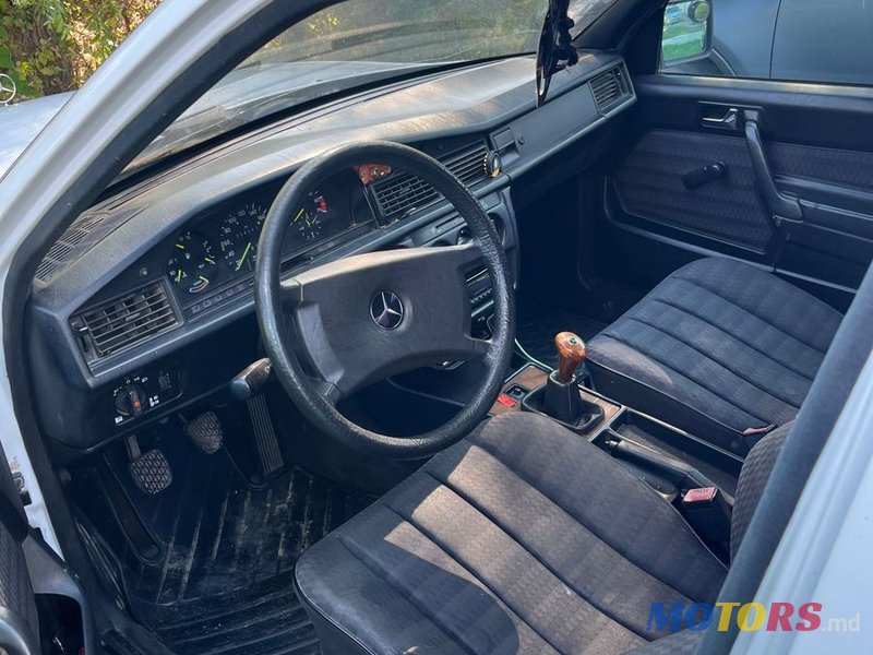 1990' Mercedes-Benz 190 photo #3
