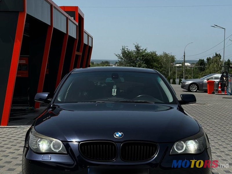 2004' BMW 5 Series photo #1