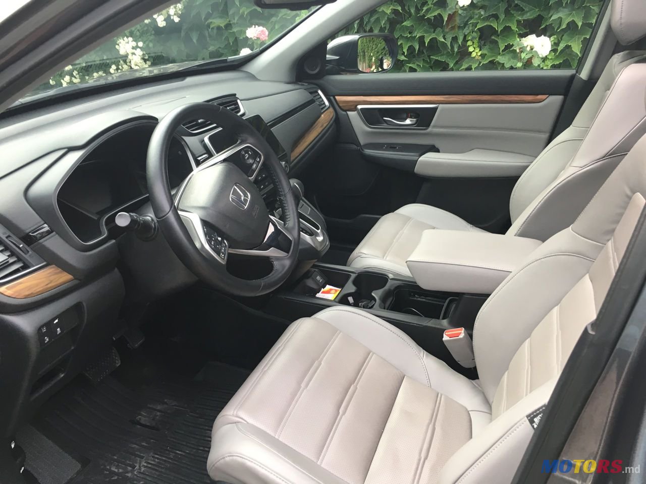 2018' Honda CR-V photo #2