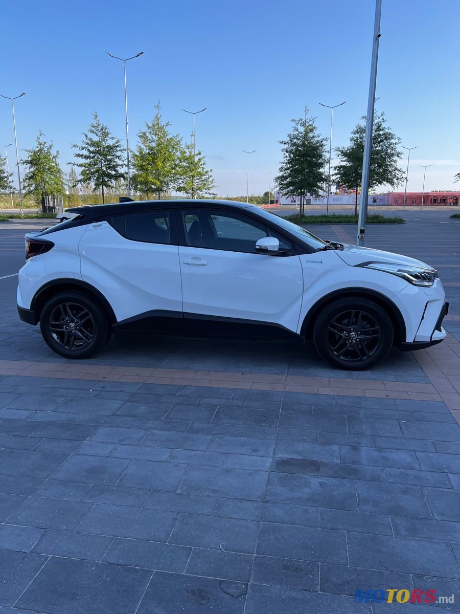 2021' Toyota C-HR photo #4