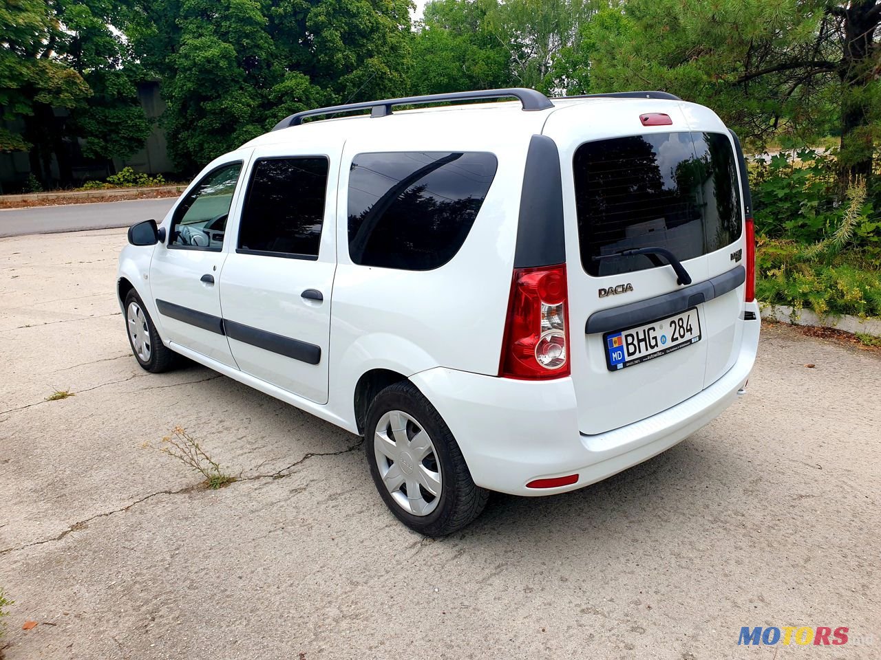 2012' Dacia Logan Mcv photo #2