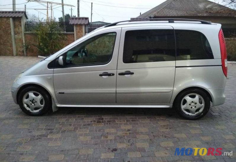 2002' Mercedes-Benz Vaneo photo #1