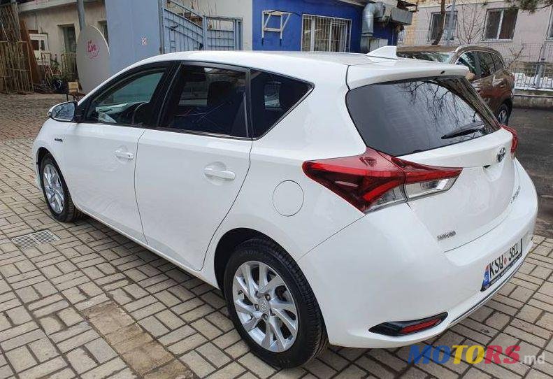 2016' Toyota Auris photo #2