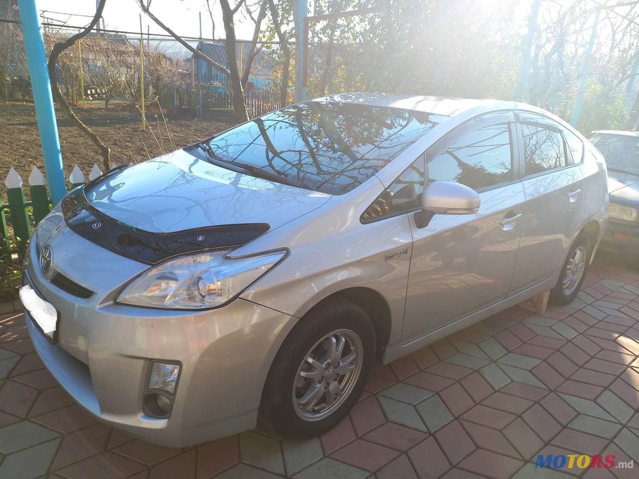 2010' Toyota Prius photo #4