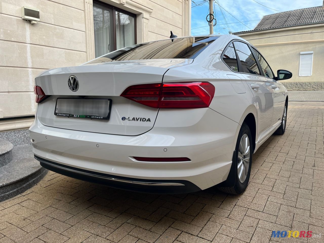 2021' Volkswagen E-Lavida photo #3