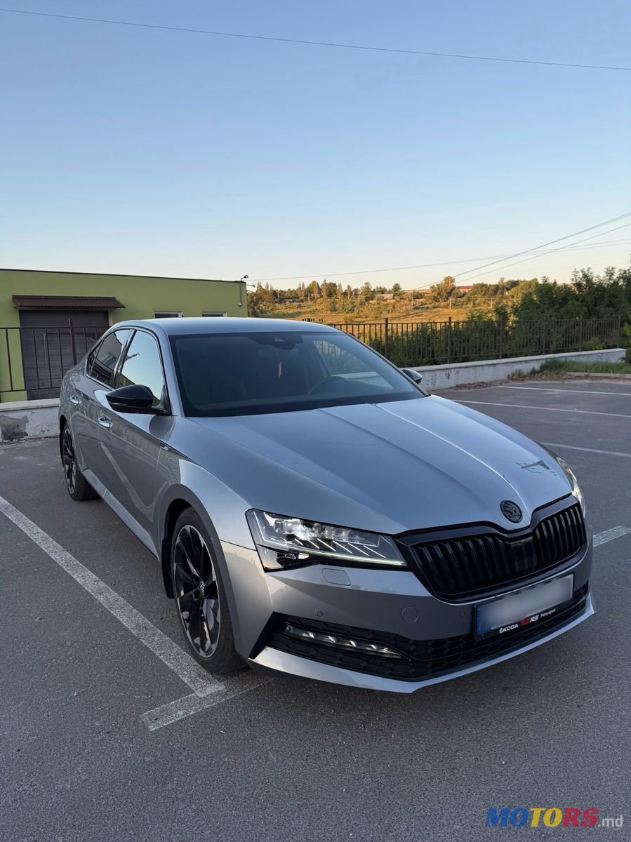 2020' Skoda Superb photo #2