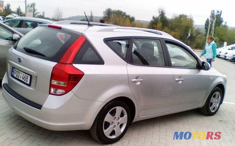 2010' Kia Ceed photo #3