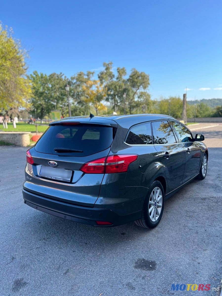 2016' Ford Focus photo #3