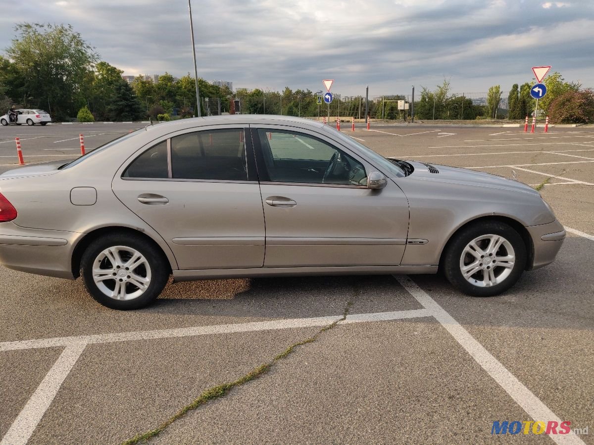 2003' Mercedes-Benz E-Class photo #4