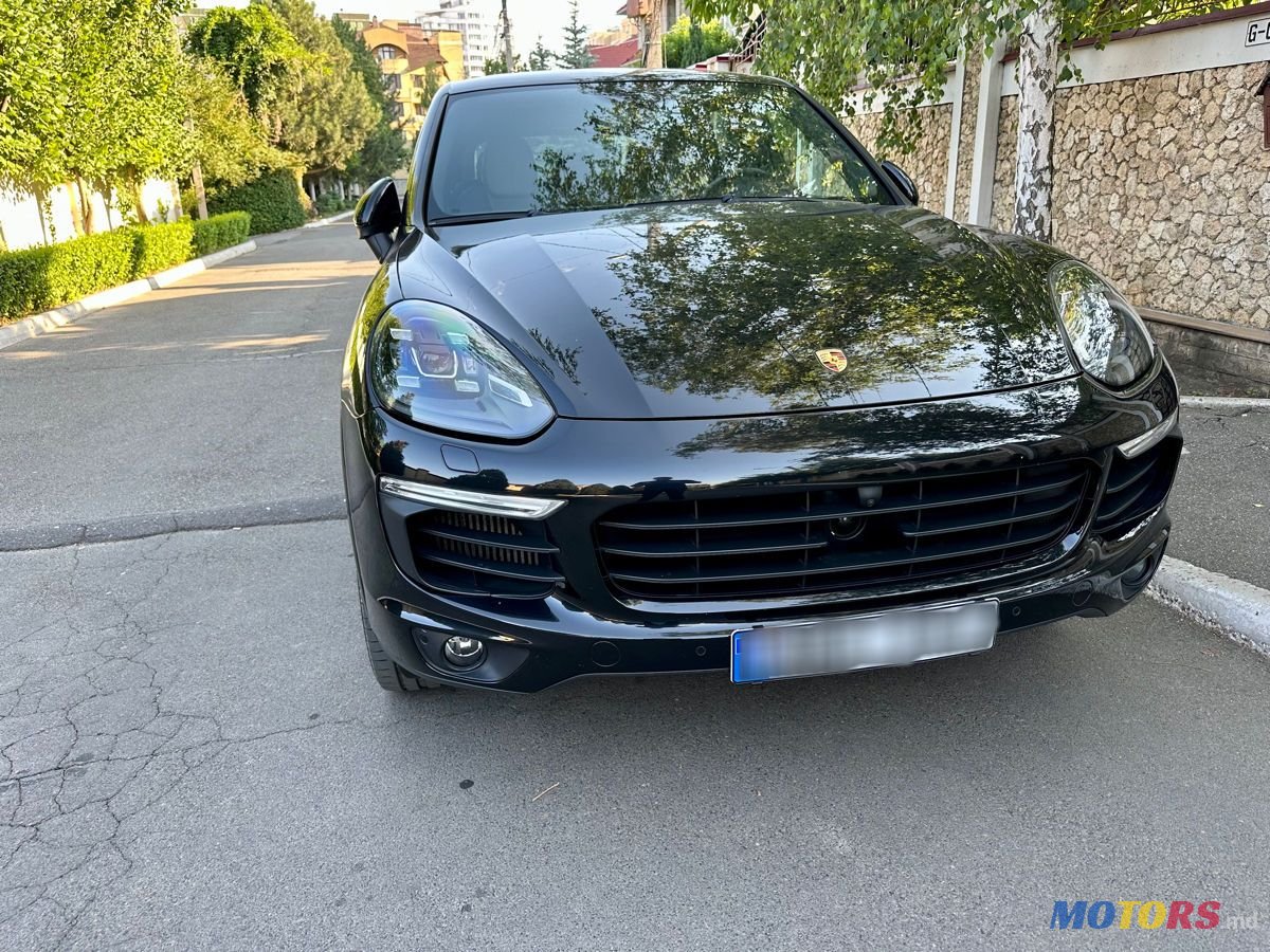 2017' Porsche Cayenne photo #4