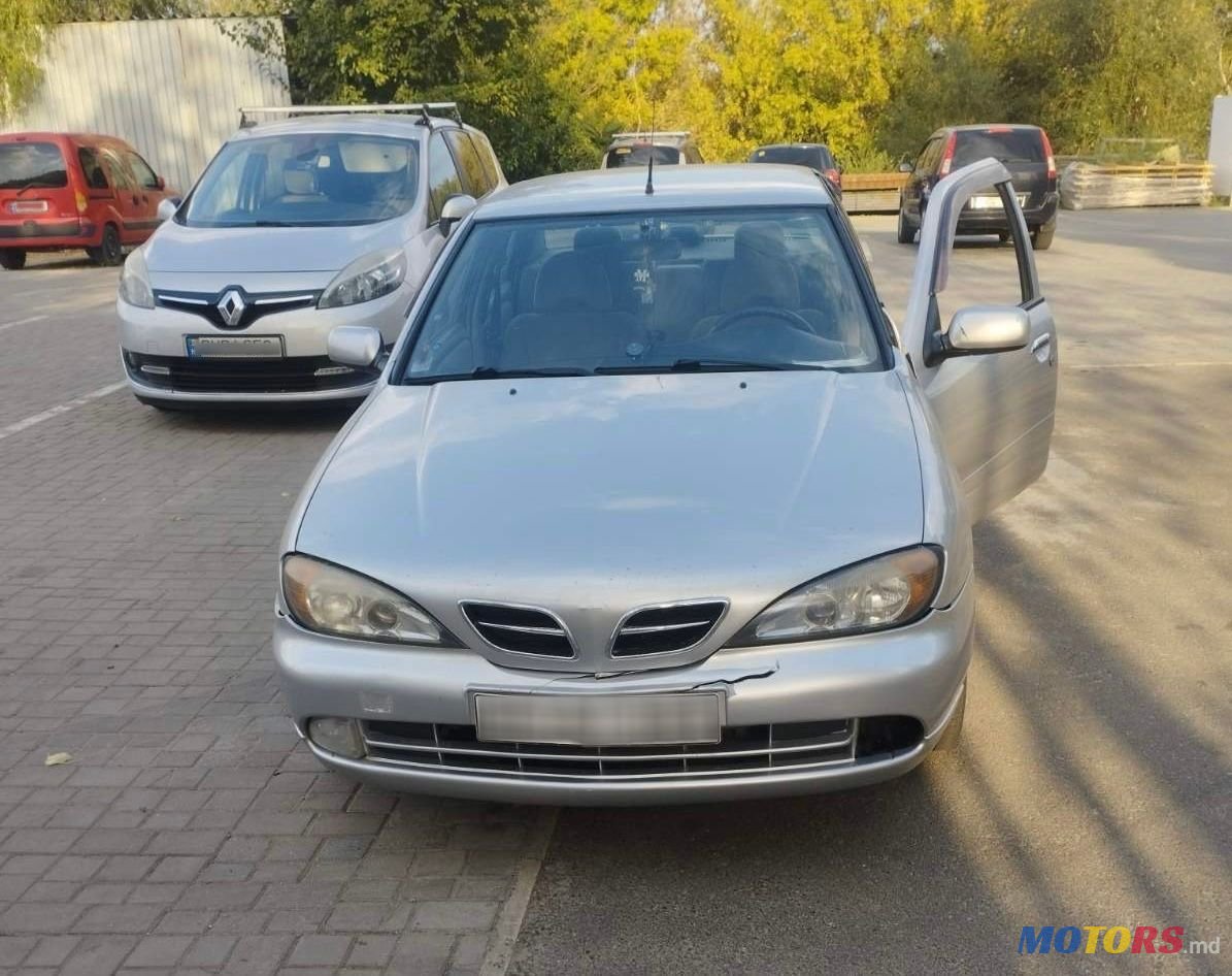 2001' Nissan Primera photo #3