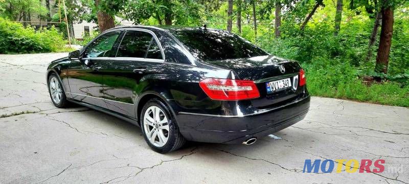 2010' Mercedes-Benz E photo #6