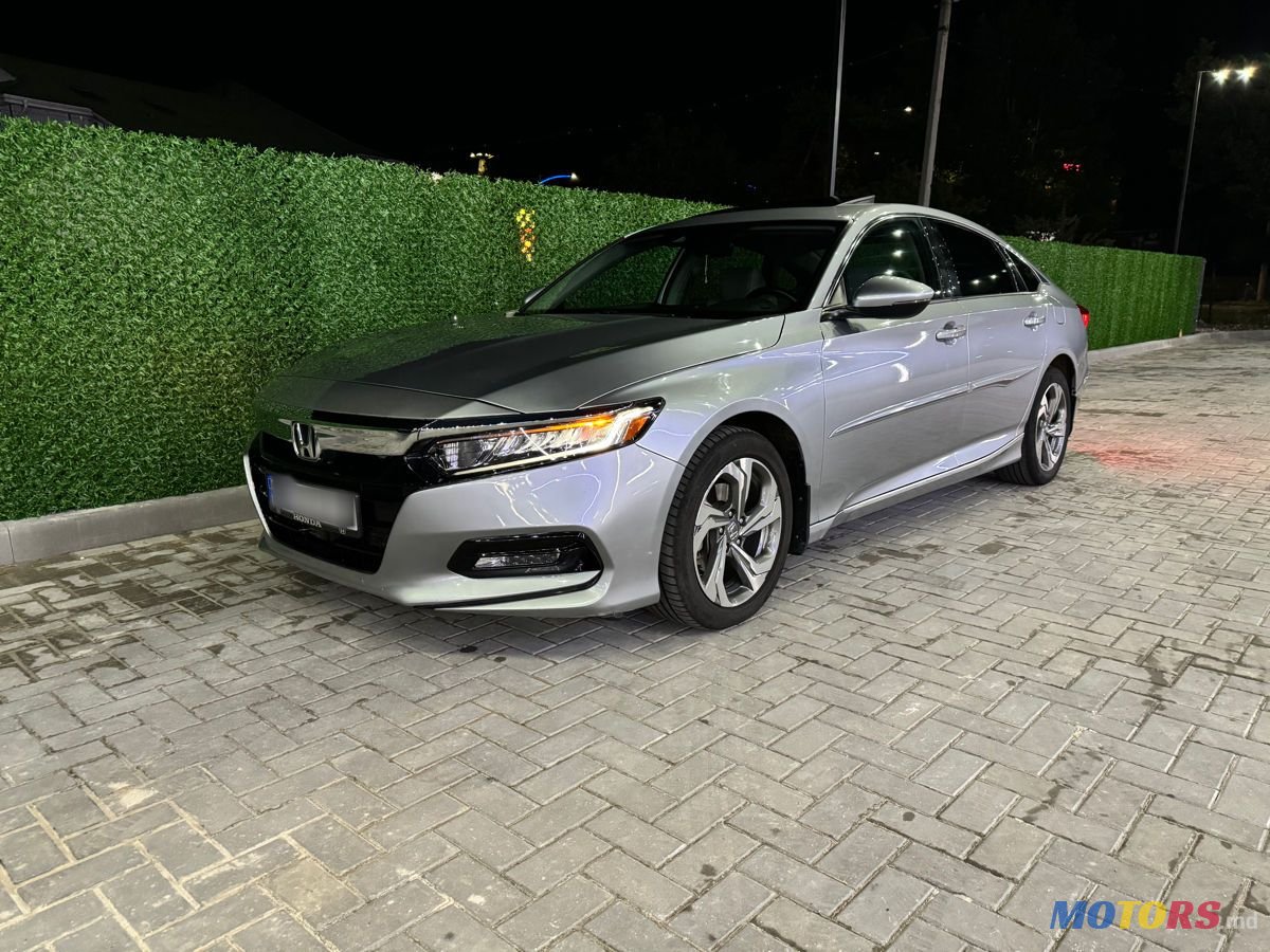 2018' Honda Accord photo #2