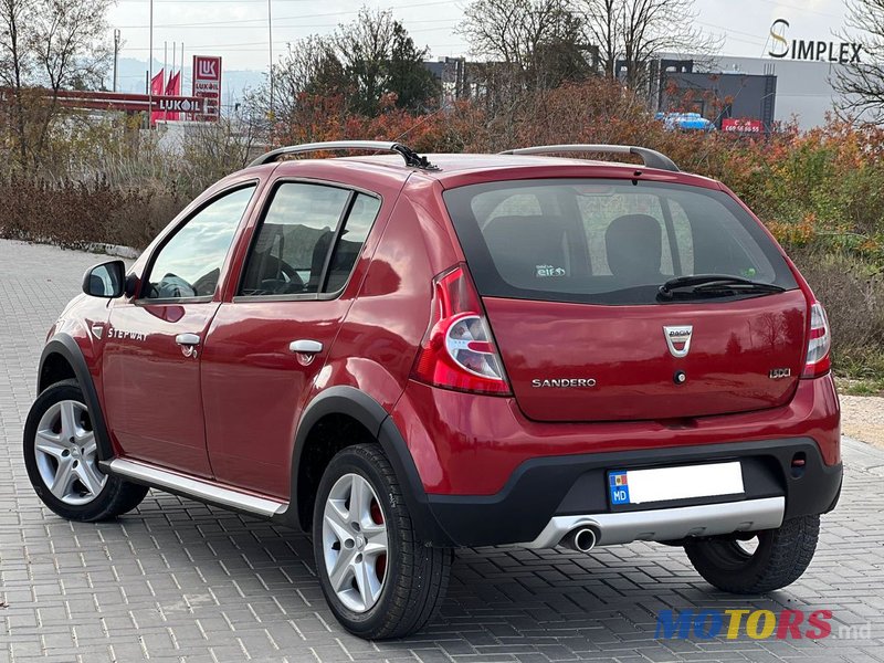 2011' Dacia Sandero Stepway photo #5