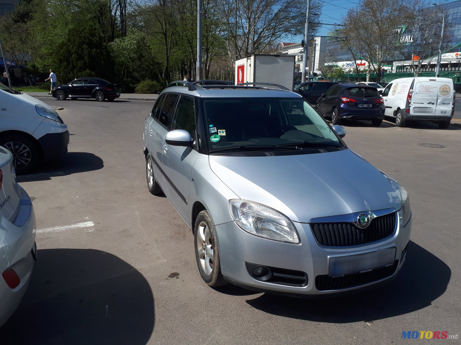 2009' Skoda Fabia Combi photo #2