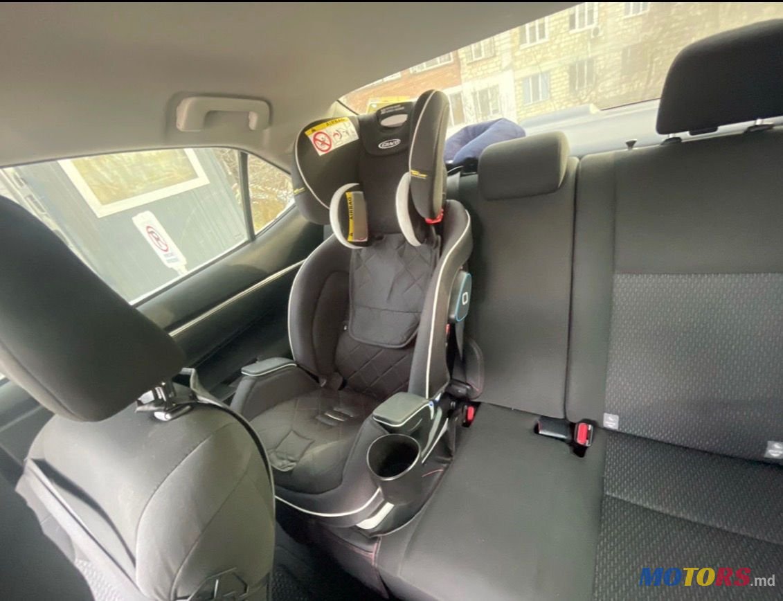 2013' Toyota Corolla photo #5