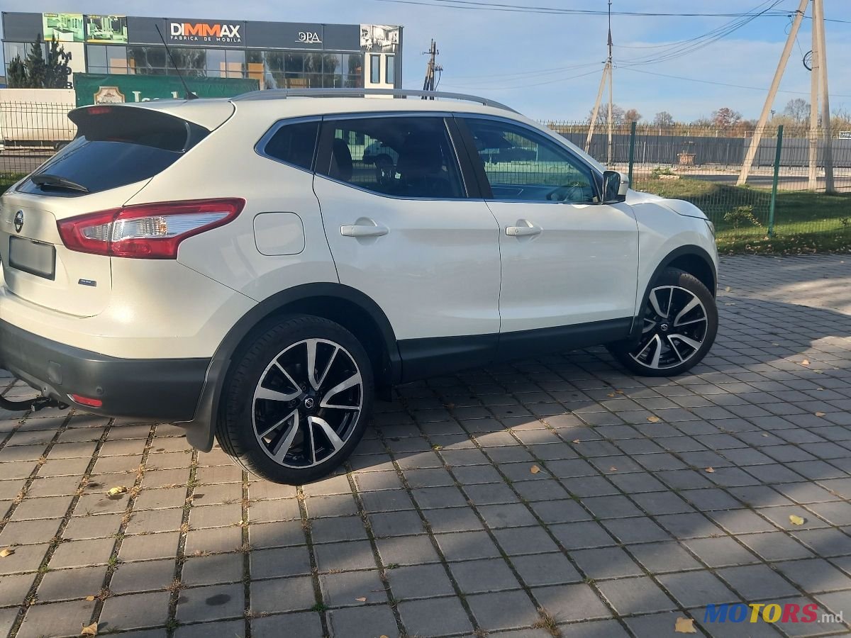 2014' Nissan Qashqai photo #3