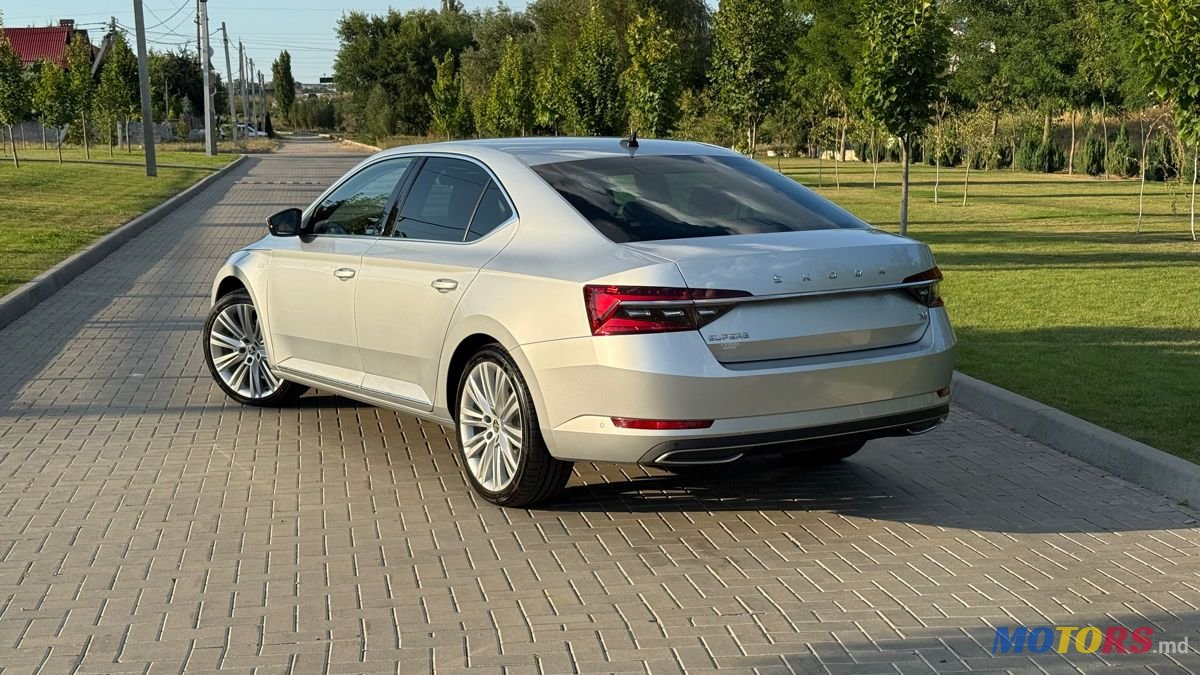2023' Skoda Superb photo #4