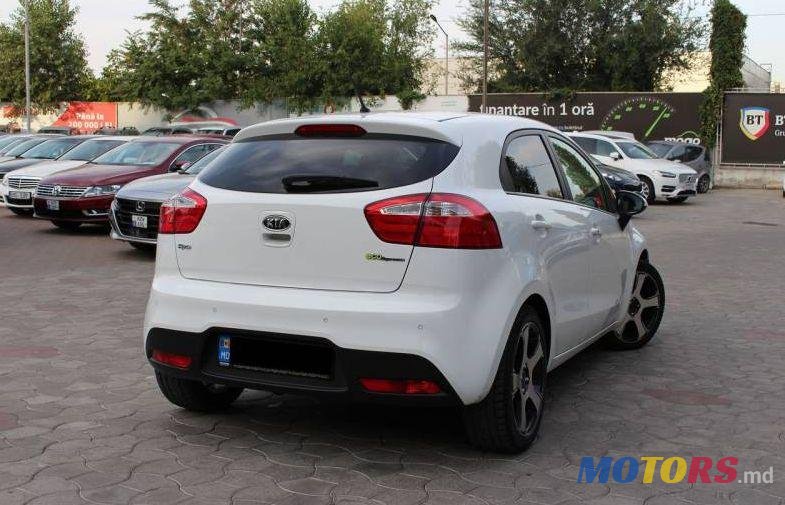 2012' Kia Rio photo #1