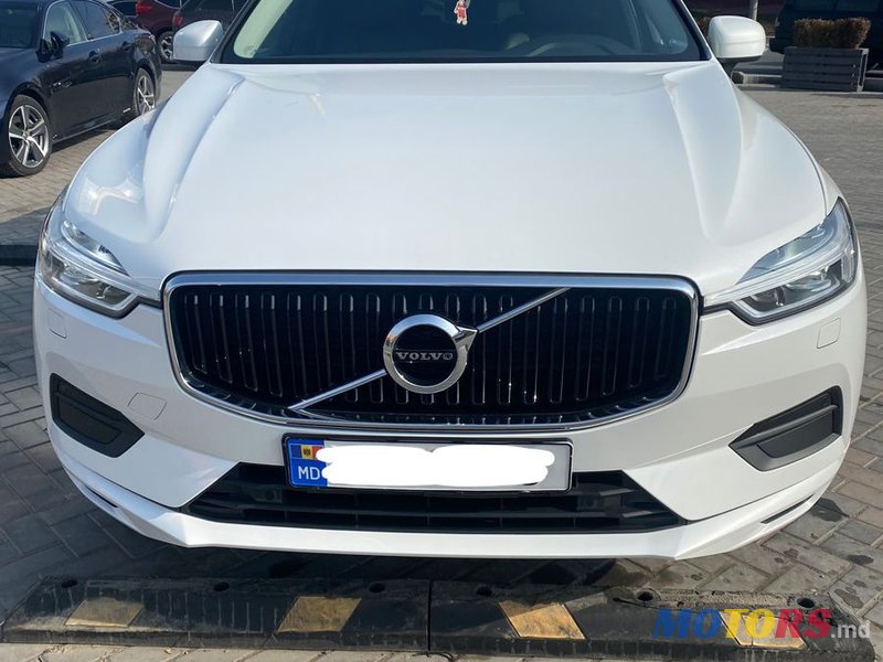 2019' Volvo XC60 photo #4