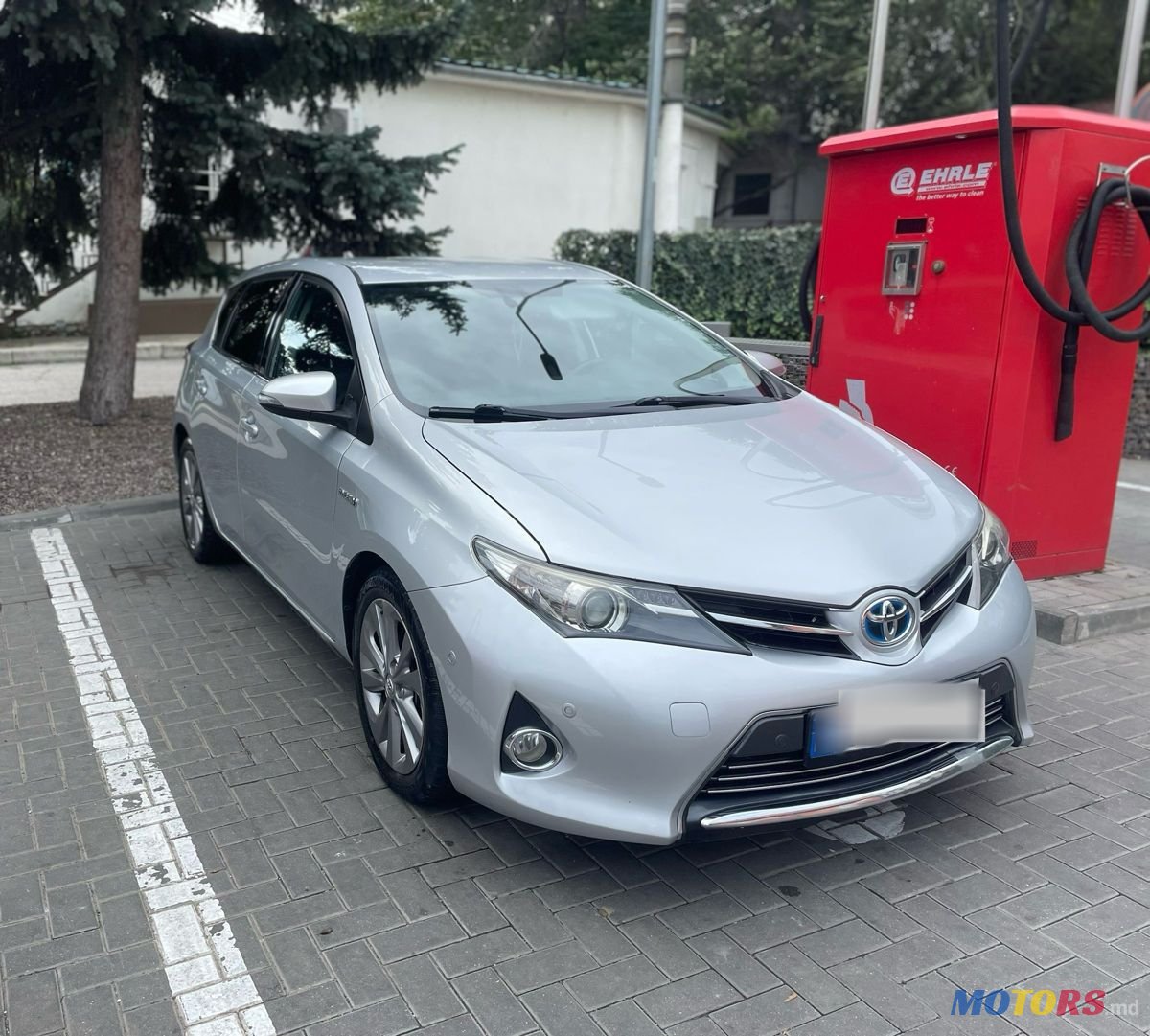 2014' Toyota Auris photo #1
