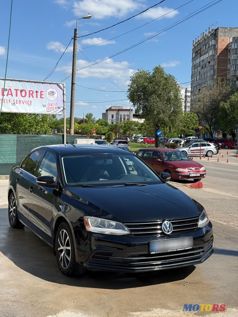 2017' Volkswagen Jetta photo #2