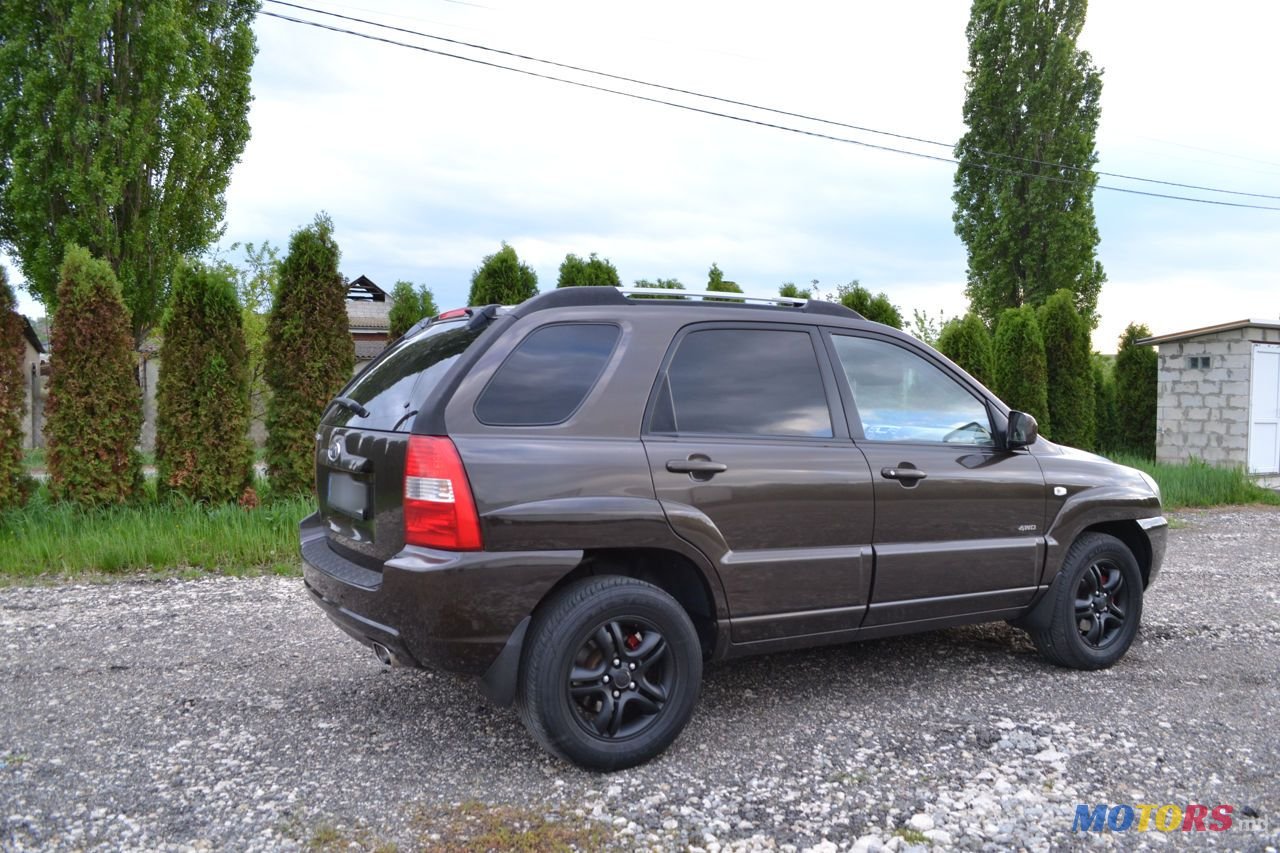 2005' Kia Sportage photo #2