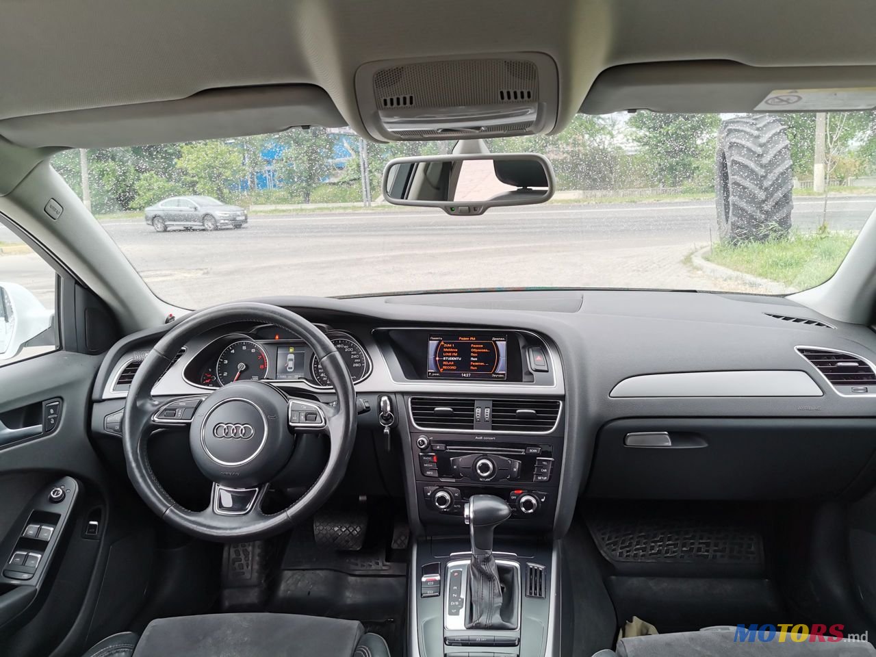 2012' Audi A4 photo #6