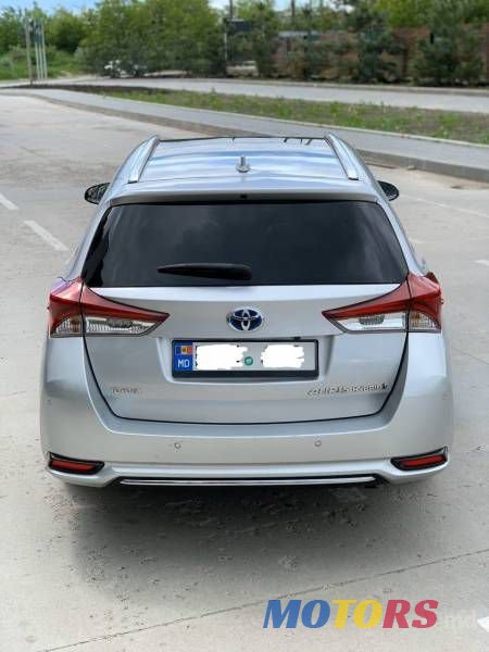 2015' Toyota Auris photo #5