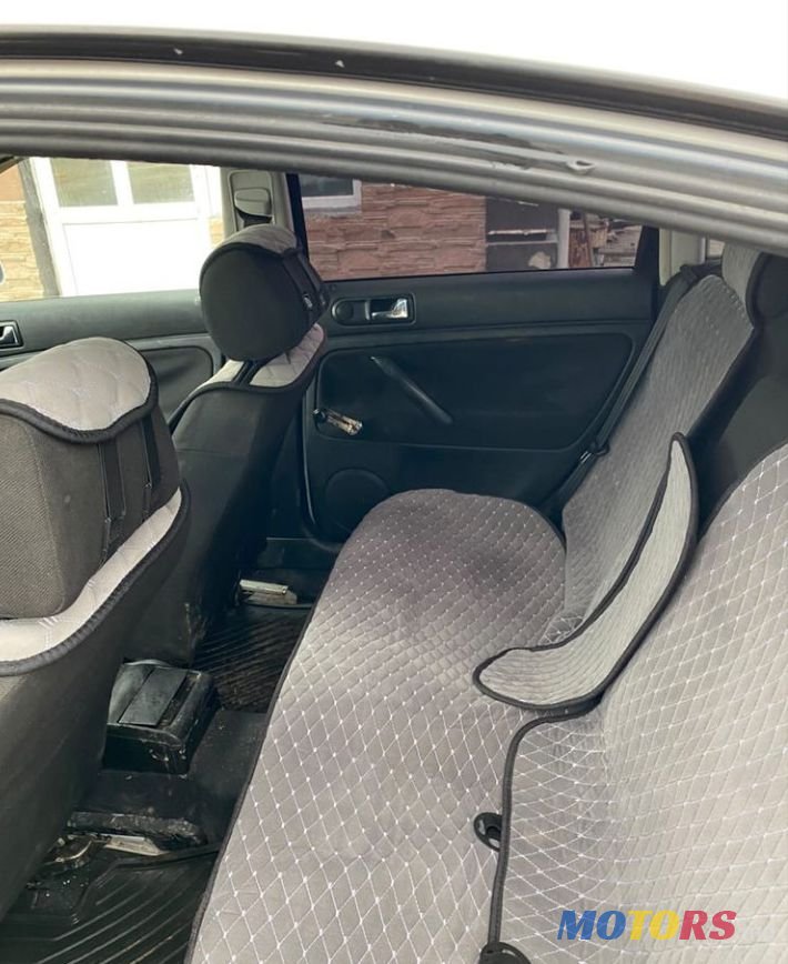 1999' Volkswagen Passat photo #5